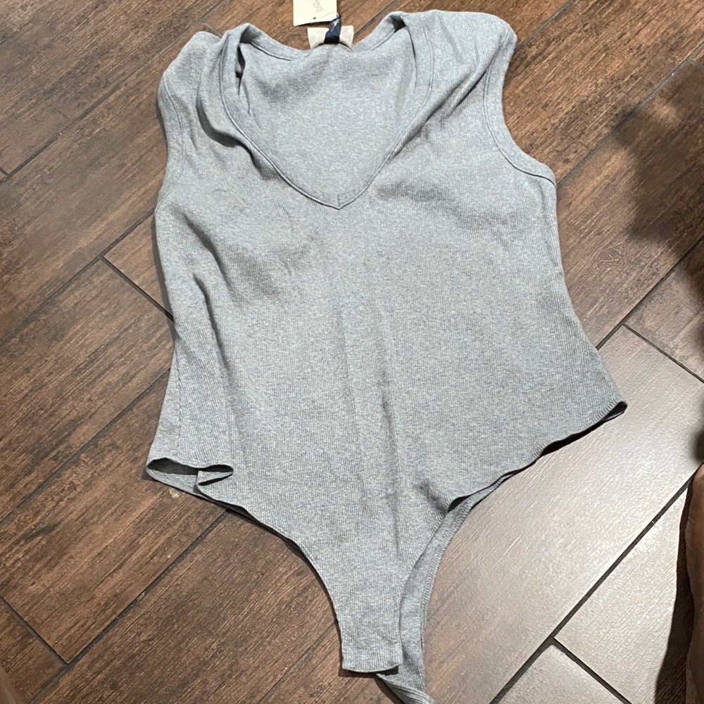 Universal Thread Light Gray Kids Bodysuit